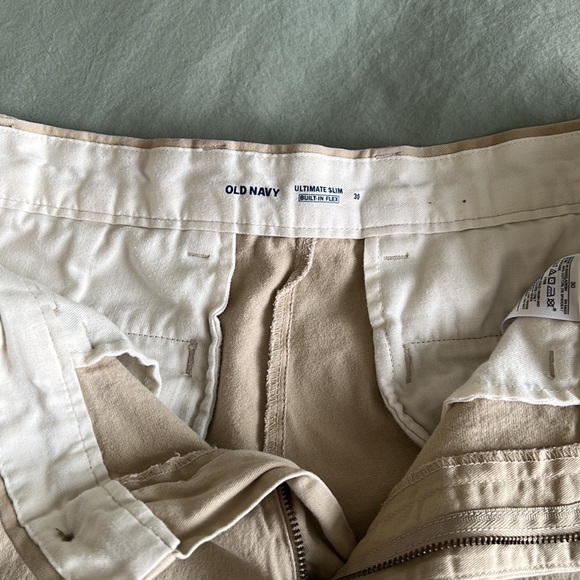 Old Navy Shorts - Picture 3 of 5